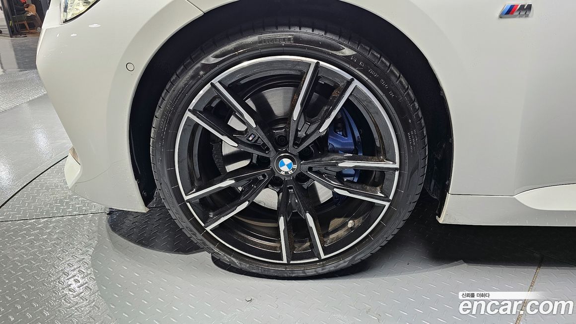 BMW 2-Series M240i xDrive Coupe, 2025