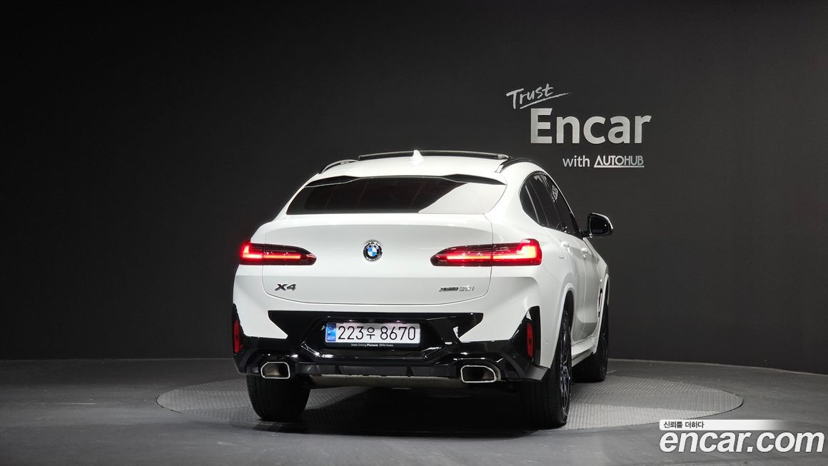 BMW X4 xDrive20i M Sport, 2024