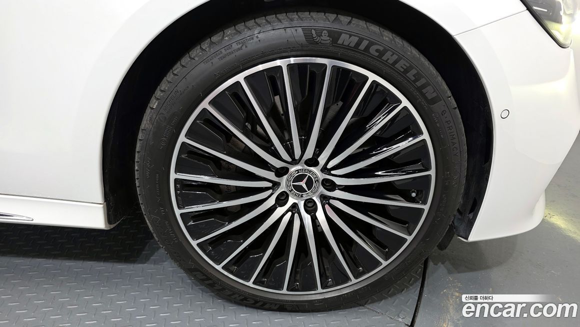 Mercedes-Benz E-Class E450 4MATIC Exclusive, 2024