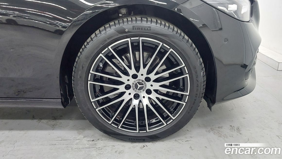 Mercedes-Benz C-Class C200 Avantgarde, 2025