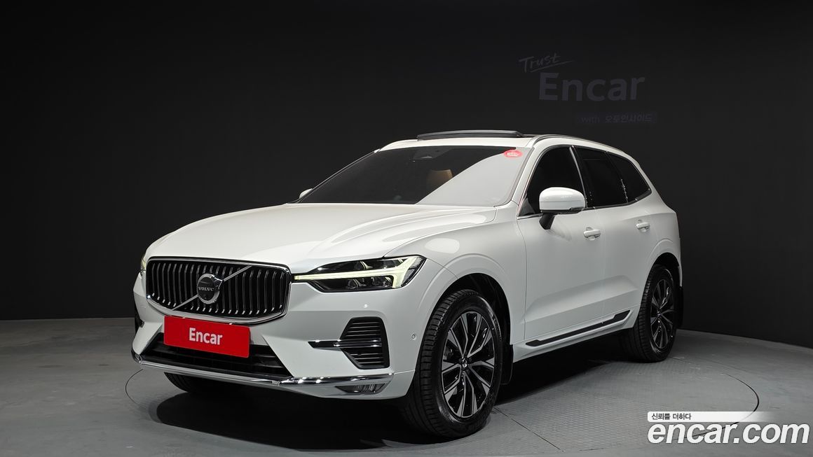 Volvo XC60 B5 Ultimate Bright, 2024