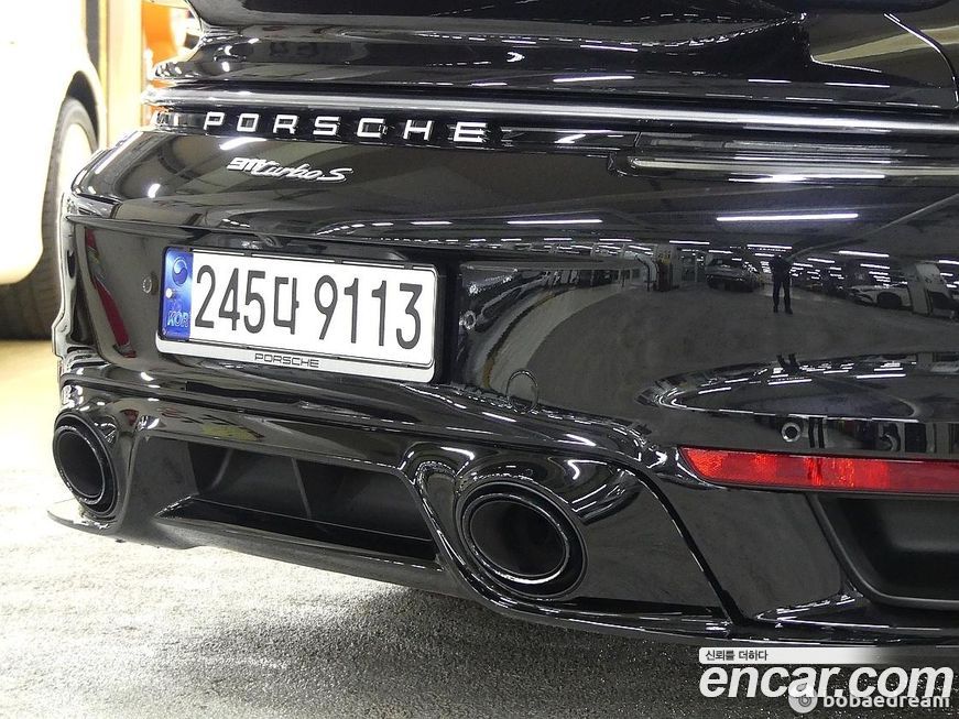 Porsche 911 Turbo S, 2024