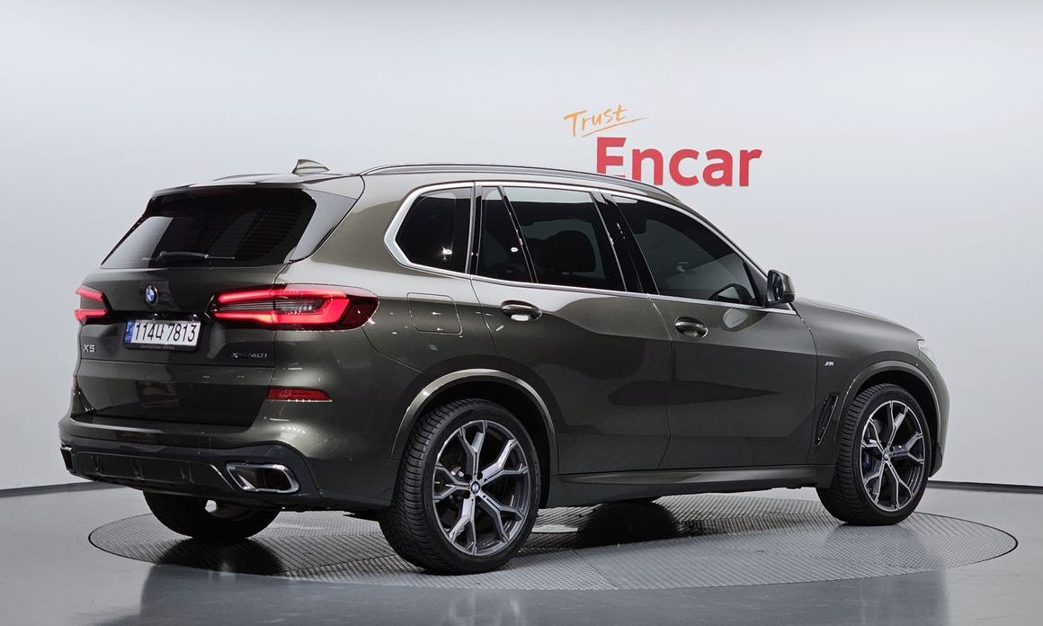 BMW X5 xDrive 40i M Sport, 2023