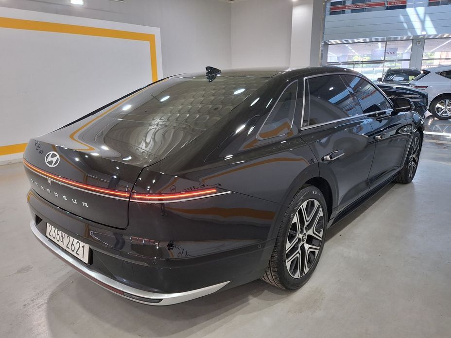 Hyundai Grandeur 2,5 Gasoline 2WD, 2023