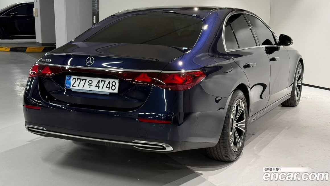 Mercedes-Benz E-Class E200 Avantgarde, 2025