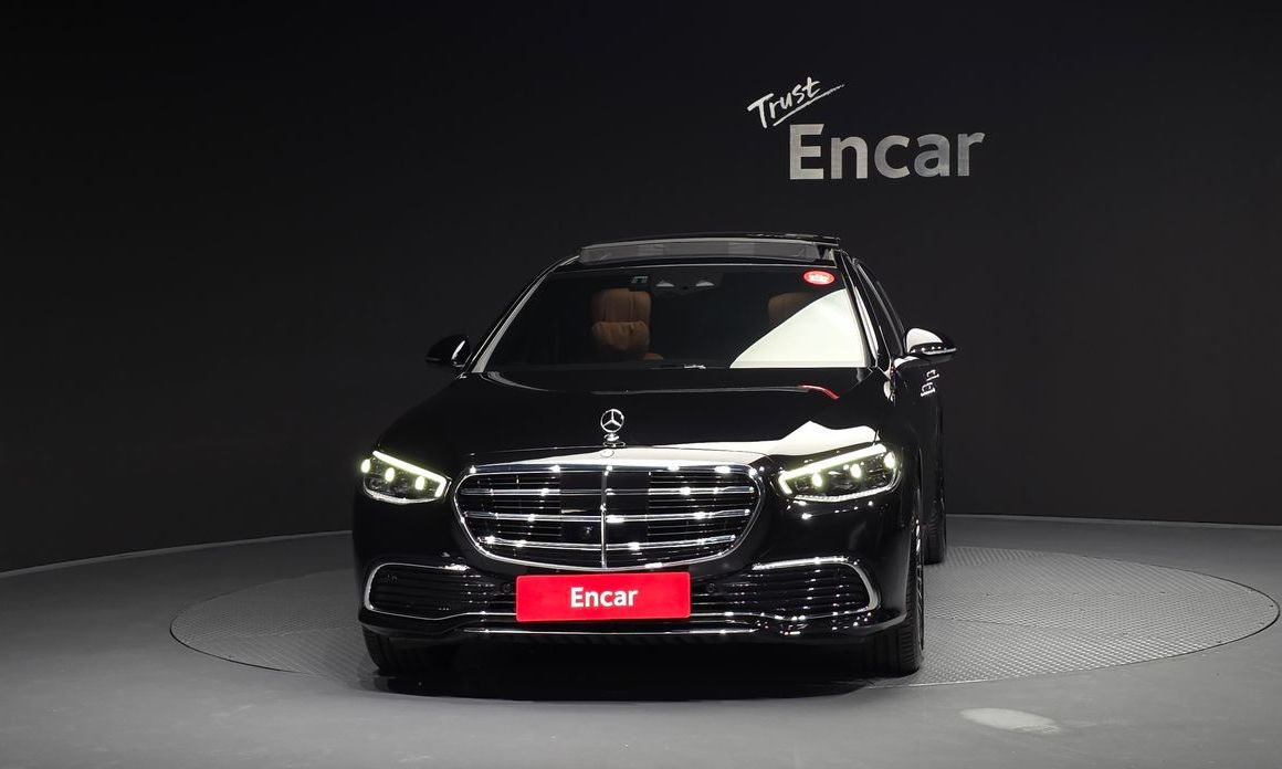 Mercedes-Benz S-Class S350 d 4MATIC, 2025
