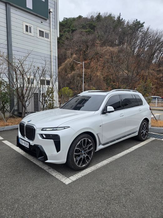 BMW X7 xDrive 40d M Sport 6STR, 2025
