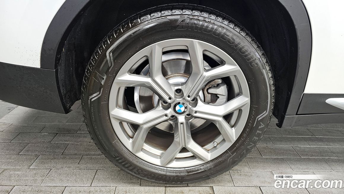 BMW X4 xDrive20i xLine, 2022