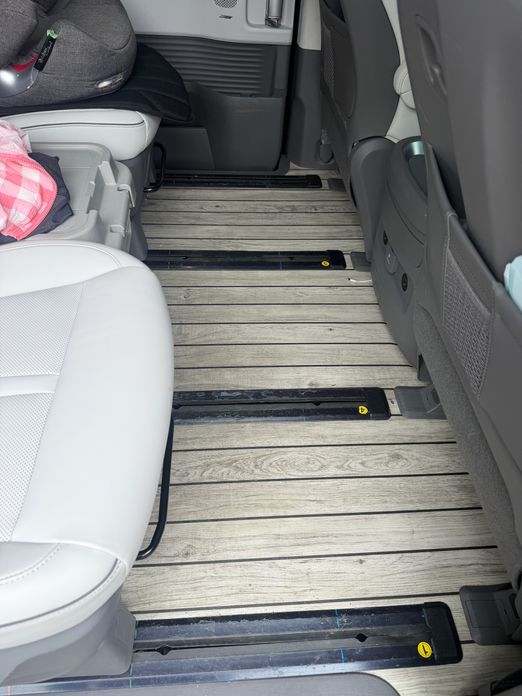 Hyundai Staria 4WD Lounge 9-Seater, 2024