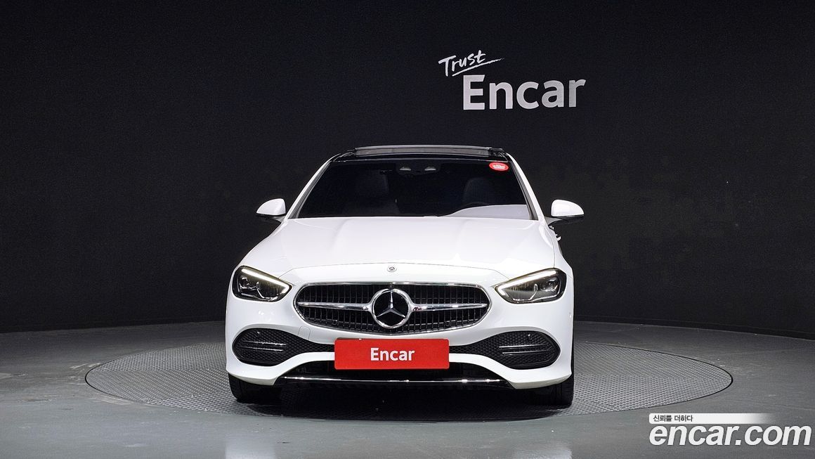 Mercedes-Benz C-Class C300 4MATIC Avantgarde, 2024