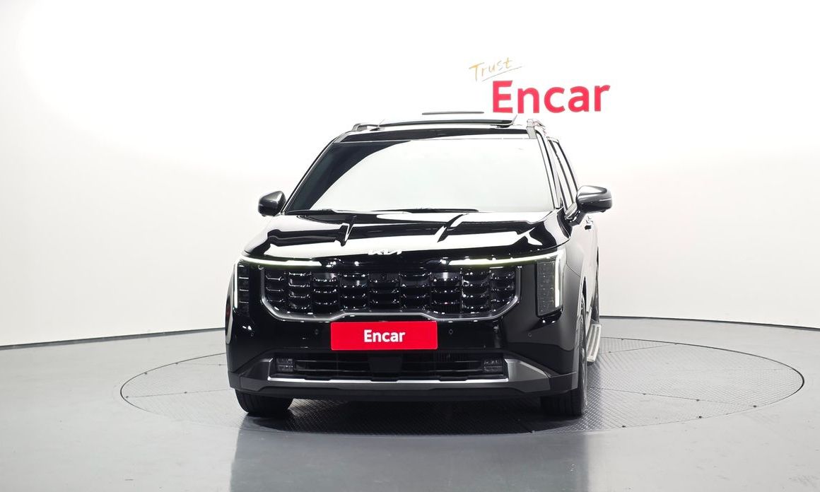 Kia Carnival 7-Seater Gravity, 2024