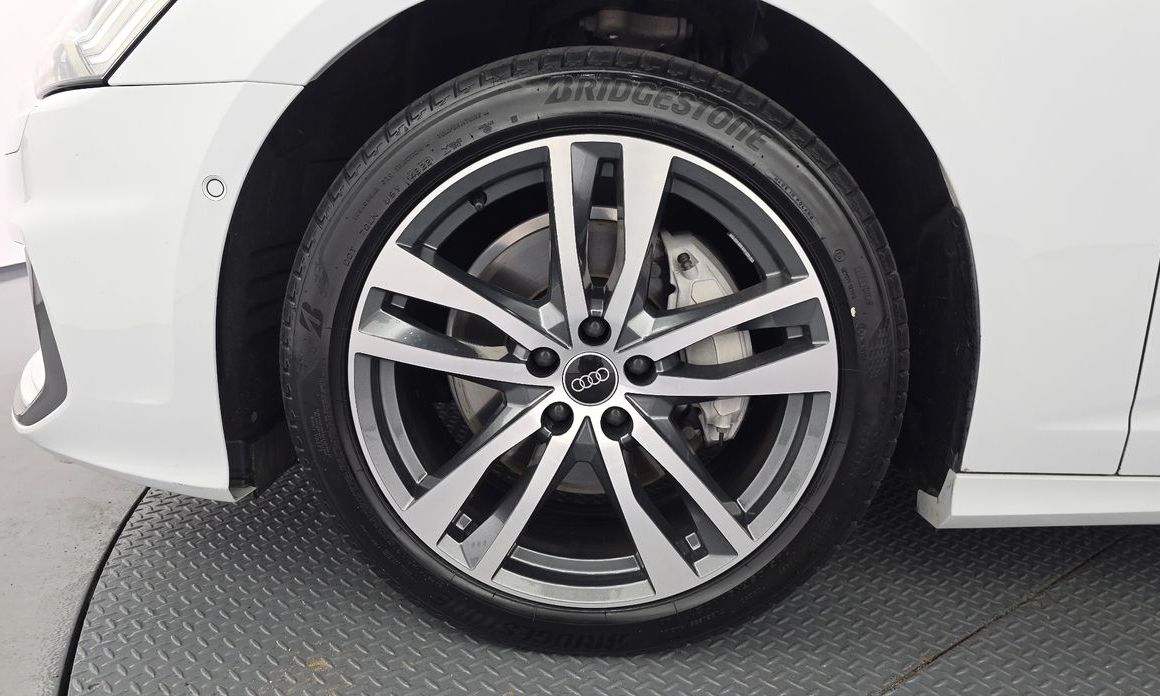Audi A6 45 TFSI Quattro Premium, 2023