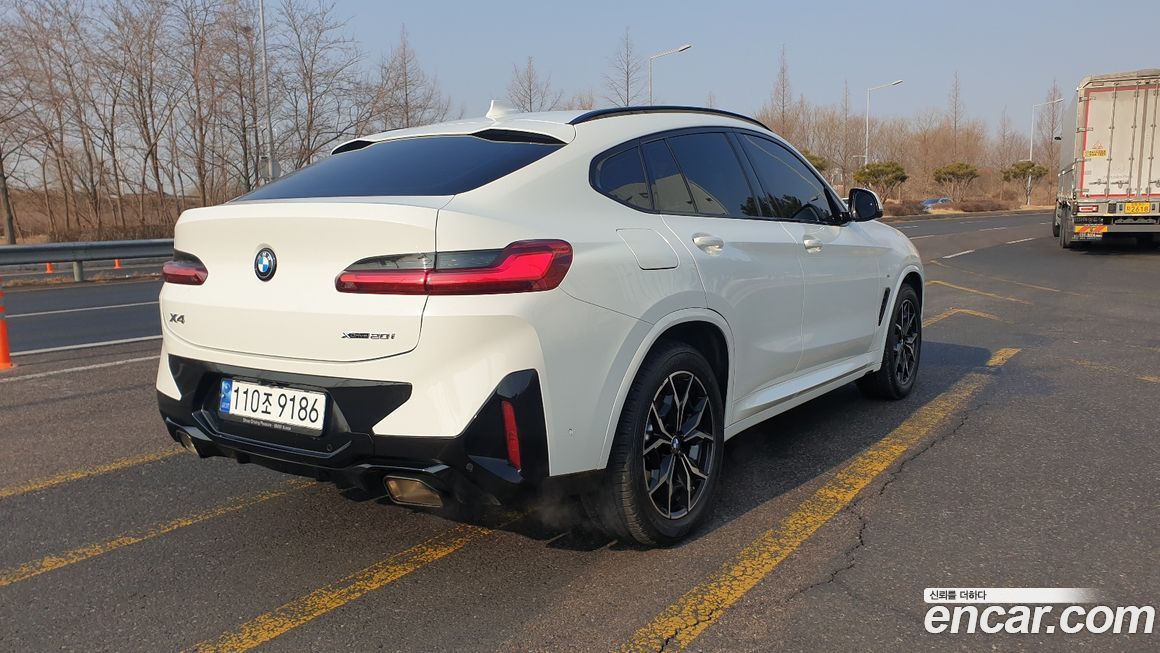 BMW X4 xDrive20i M Sports Pro, 2023