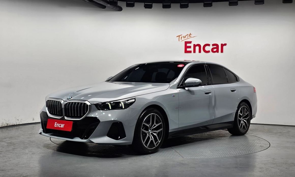 BMW 5-Series 520i M Sport, 2024