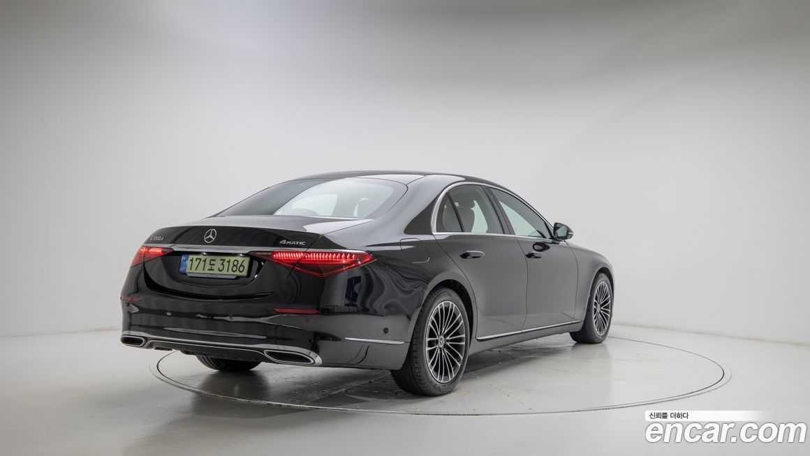 Mercedes-Benz S-Class S350 d 4MATIC, 2025