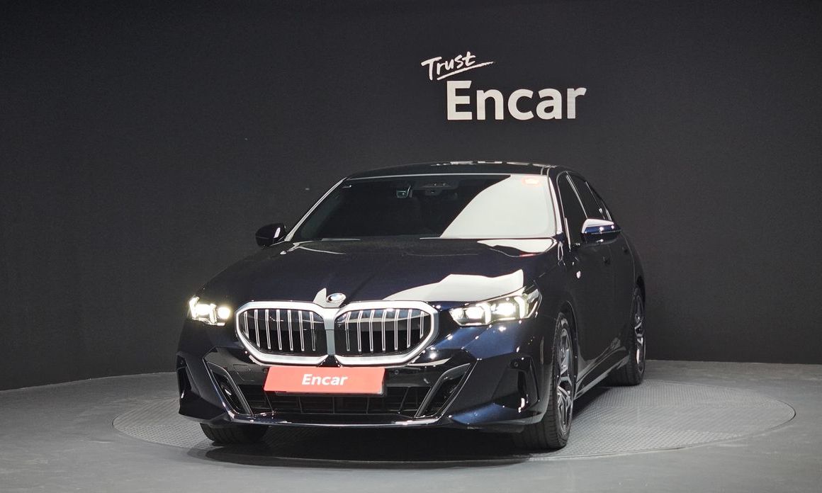 BMW 5-Series 520i M Sport, 2024