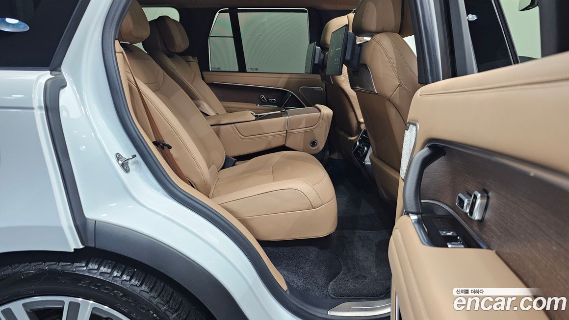 Land Rover Range Rover P530 Autobiography, 2024