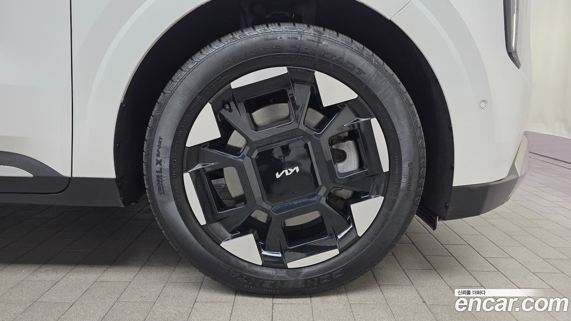 Kia Carnival 9-Seater Noblesse, 2025