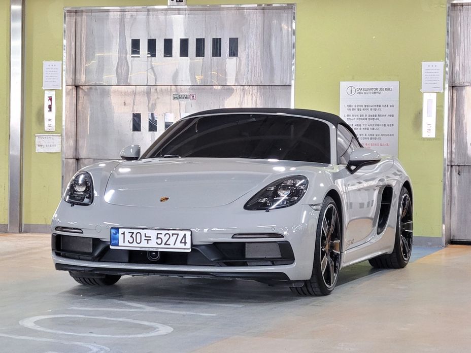 Porsche 718 4.0 GTS, 2022