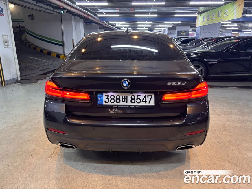 BMW 5-Series 523d M Sport, 2023