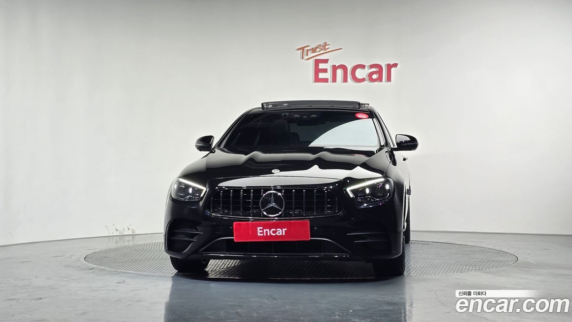 Mercedes-Benz E-Class E350 4MATIC AMG Line, 2023
