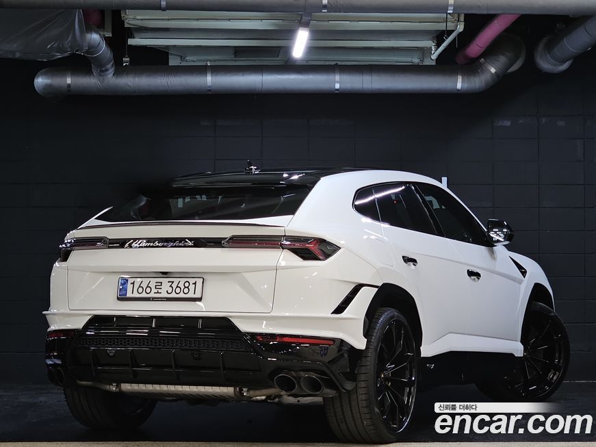 Lamborghini Urus 4.0 V8 S, 2023