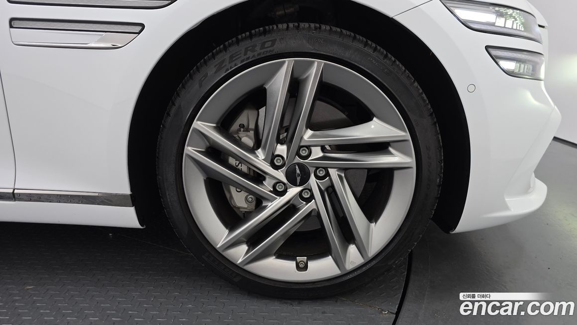 Genesis G80 Gasoline 2.5 Turbo AWD, 2025