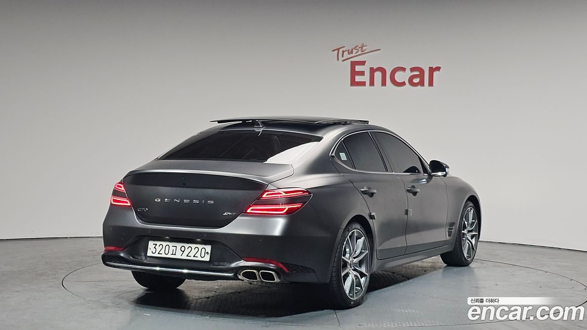 Genesis G70 Gasoline 2.0T 4WD, 2022