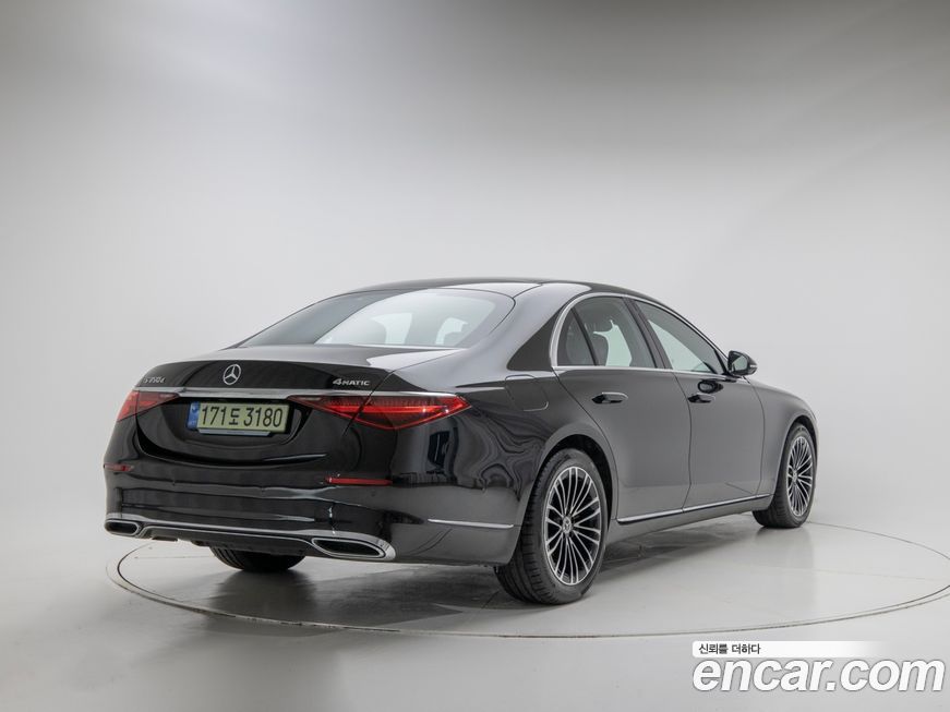 Mercedes-Benz S-Class S350 d 4MATIC, 2025