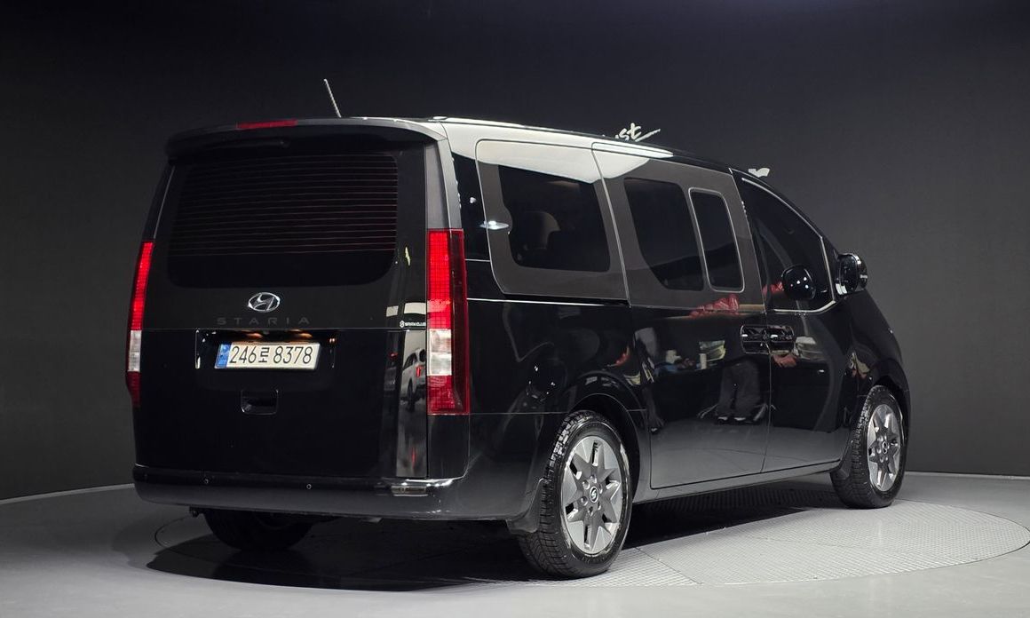 Hyundai Staria Tourer 9-Seater, 2022