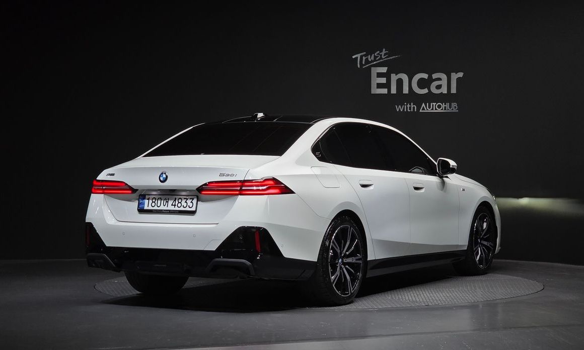 BMW 5-Series 530i xDrive M Sport, 2024