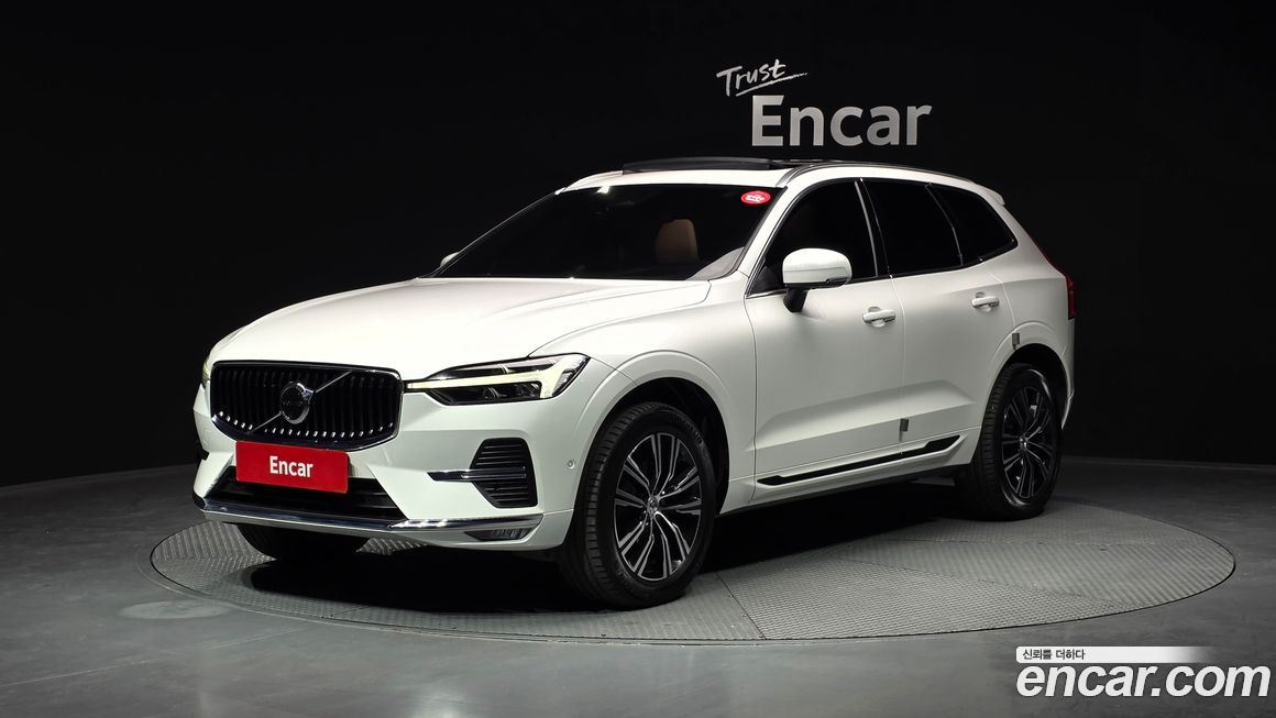 Volvo XC60 B5 Inscription, 2022