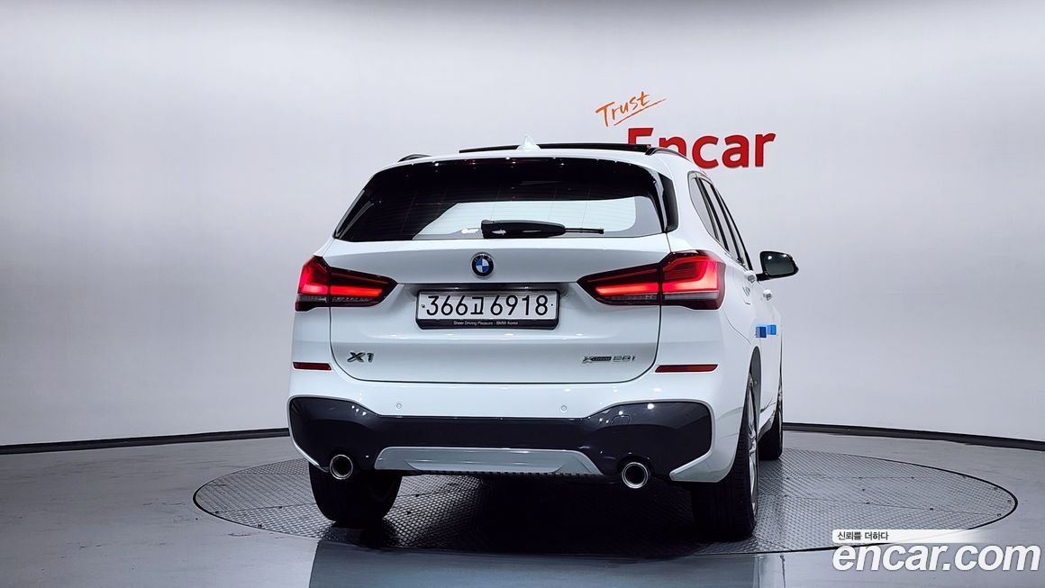 BMW X1 xDrive 20i M Sport, 2022