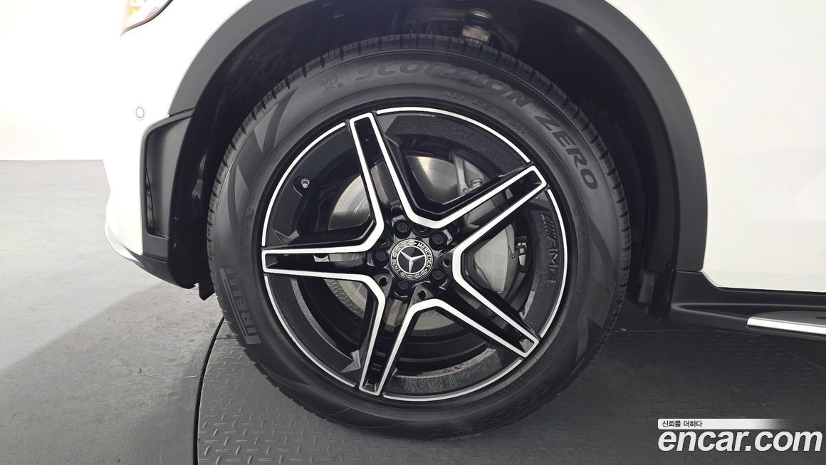 Mercedes-Benz GLC-Class GCL300 4MATIC Coupe, 2023