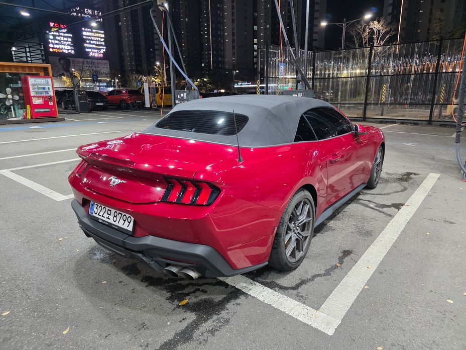 Ford Mustang 2.3 Ecoboost Premium Convertible, 2024