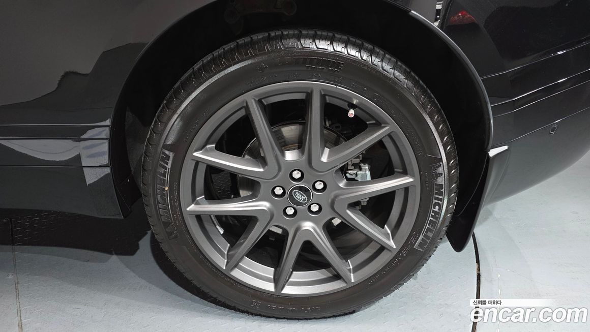 Land Rover Range Rover Velar 3.0 P400 Dynamic HSE, 2025