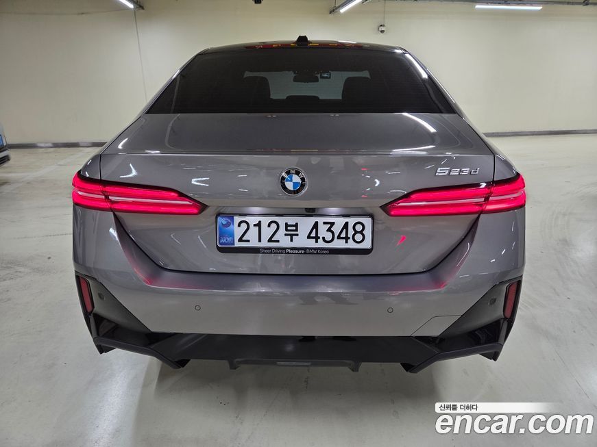 BMW 5-Series 523d M Sport, 2025