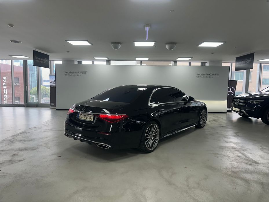 Mercedes-Benz S-Class S500 4MATIC, 2024