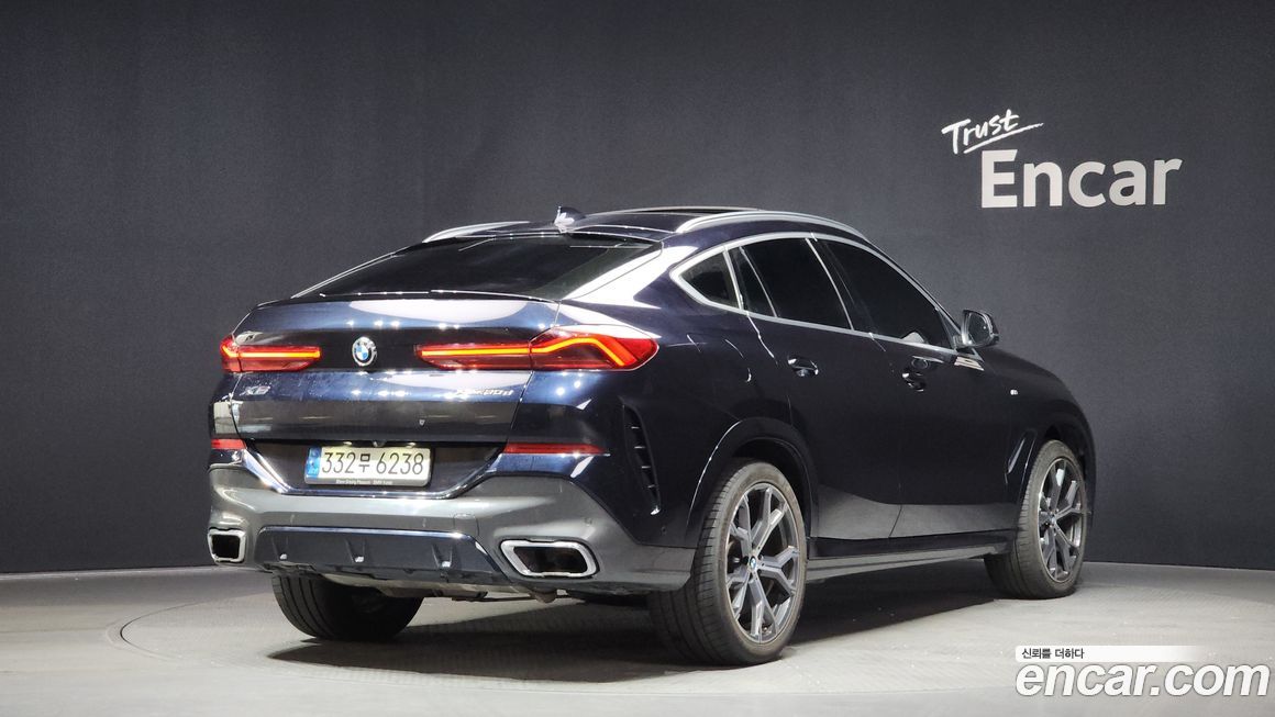 BMW X6 xDrive30d M Sport, 2022