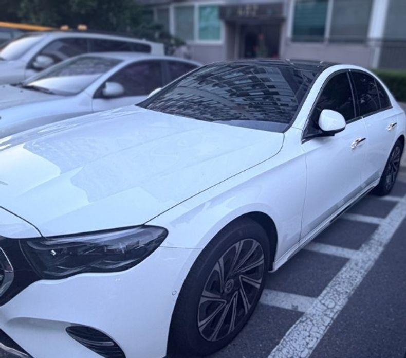 Mercedes-Benz E-Class E300 4MATIC Exclusive, 2024