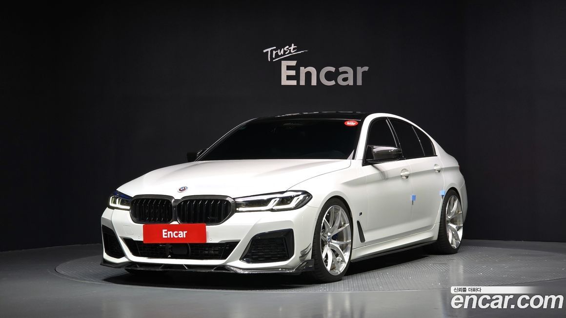 BMW 5-Series 530i xDrive M Sport Package, 2023