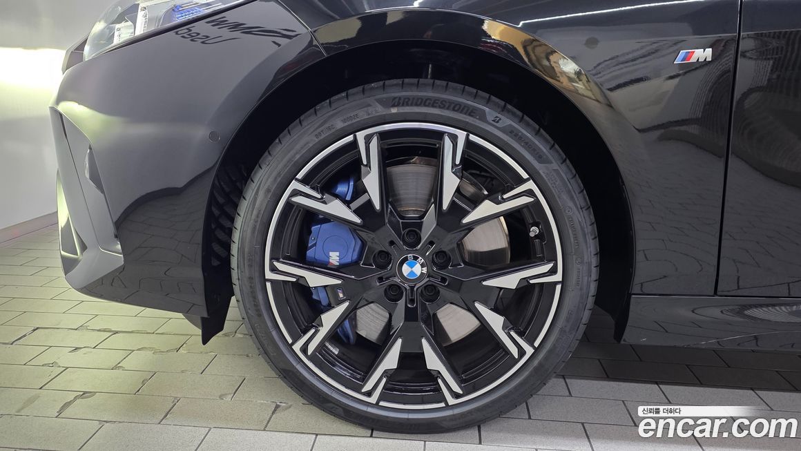 BMW 2-Series 228 xDrive M Sport, 2025