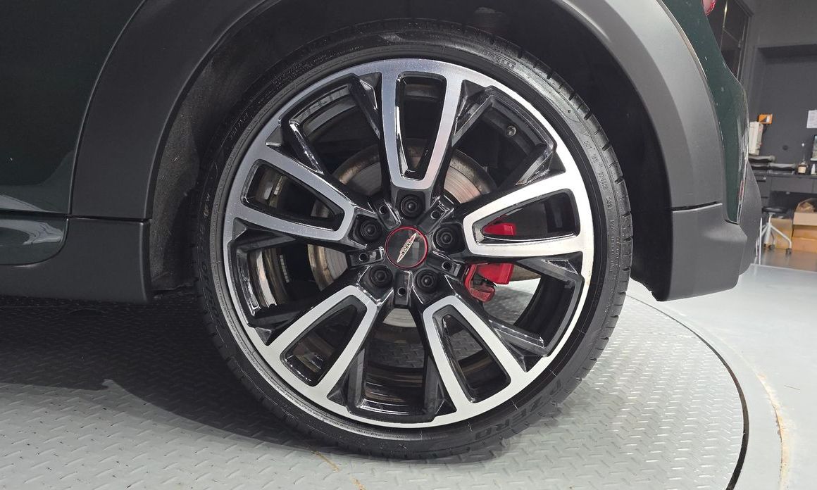 Mini Cooper JCW, 2022