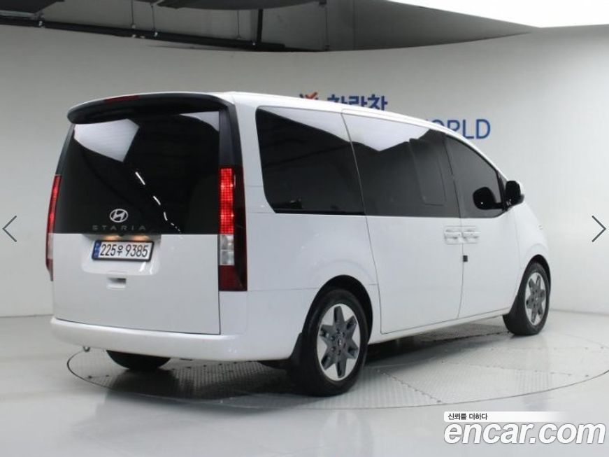 Hyundai Staria Tourer 9-Seater, 2025
