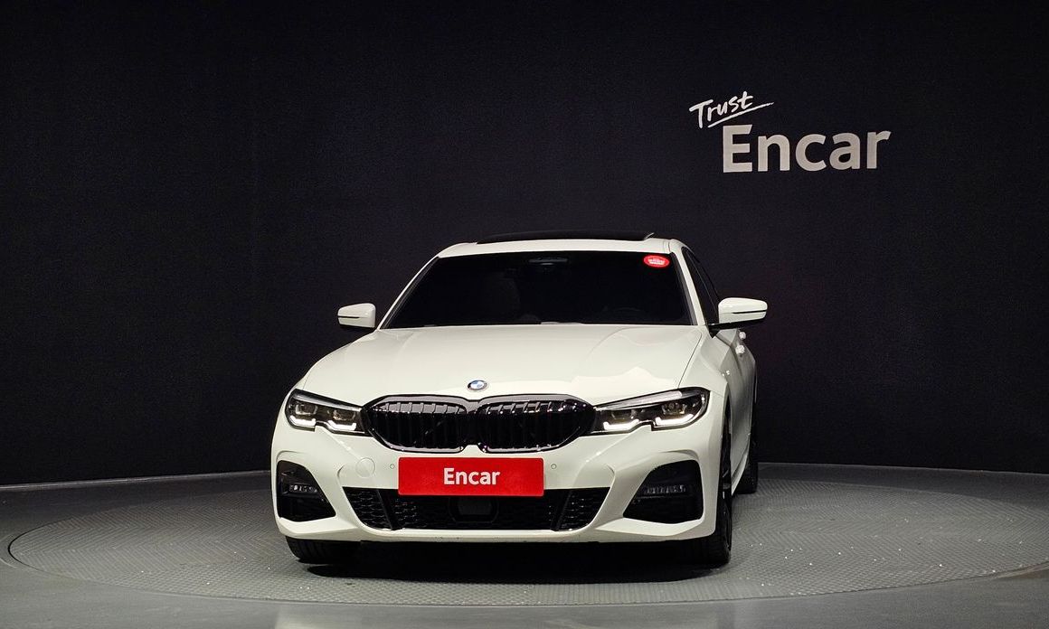 BMW 3-Series 320i M Sport, 2022
