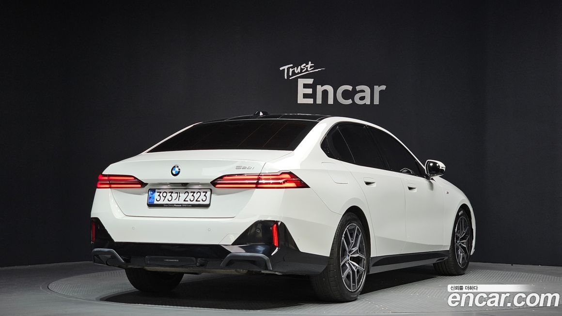 BMW 5-Series 520i M Sport, 2024