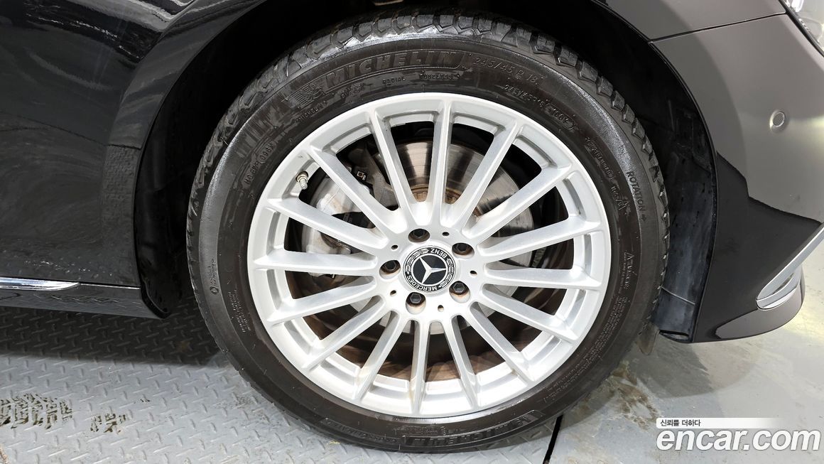 Mercedes-Benz E-Class E250 Exclusive, 2022