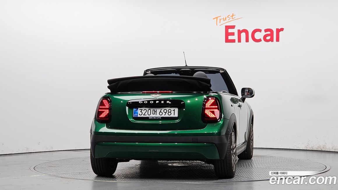 Mini Cooper Convertible Classic, 2025