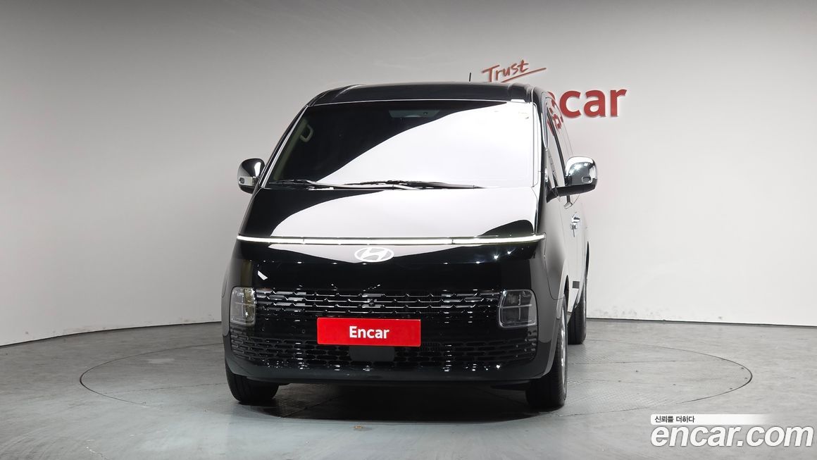 Hyundai Staria Cargo 5-Seater, 2025