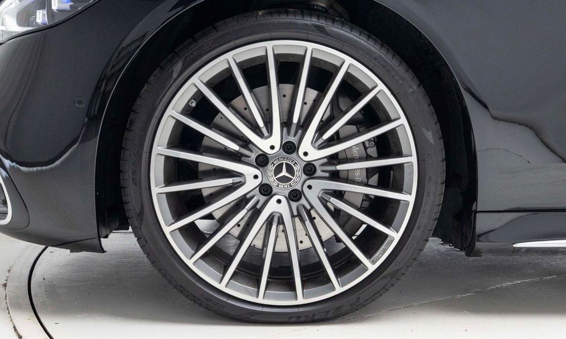Mercedes-Benz S-Class S500 4MATIC, 2026